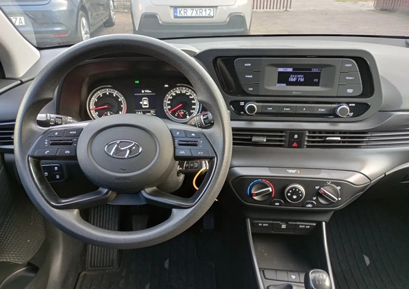 Hyundai i20 cena 49900 przebieg: 109000, rok produkcji 2021 z Lesko małe 154